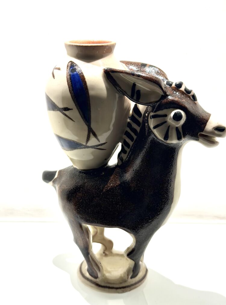 Donkey with jar by Lucio Liguori MANGANESE